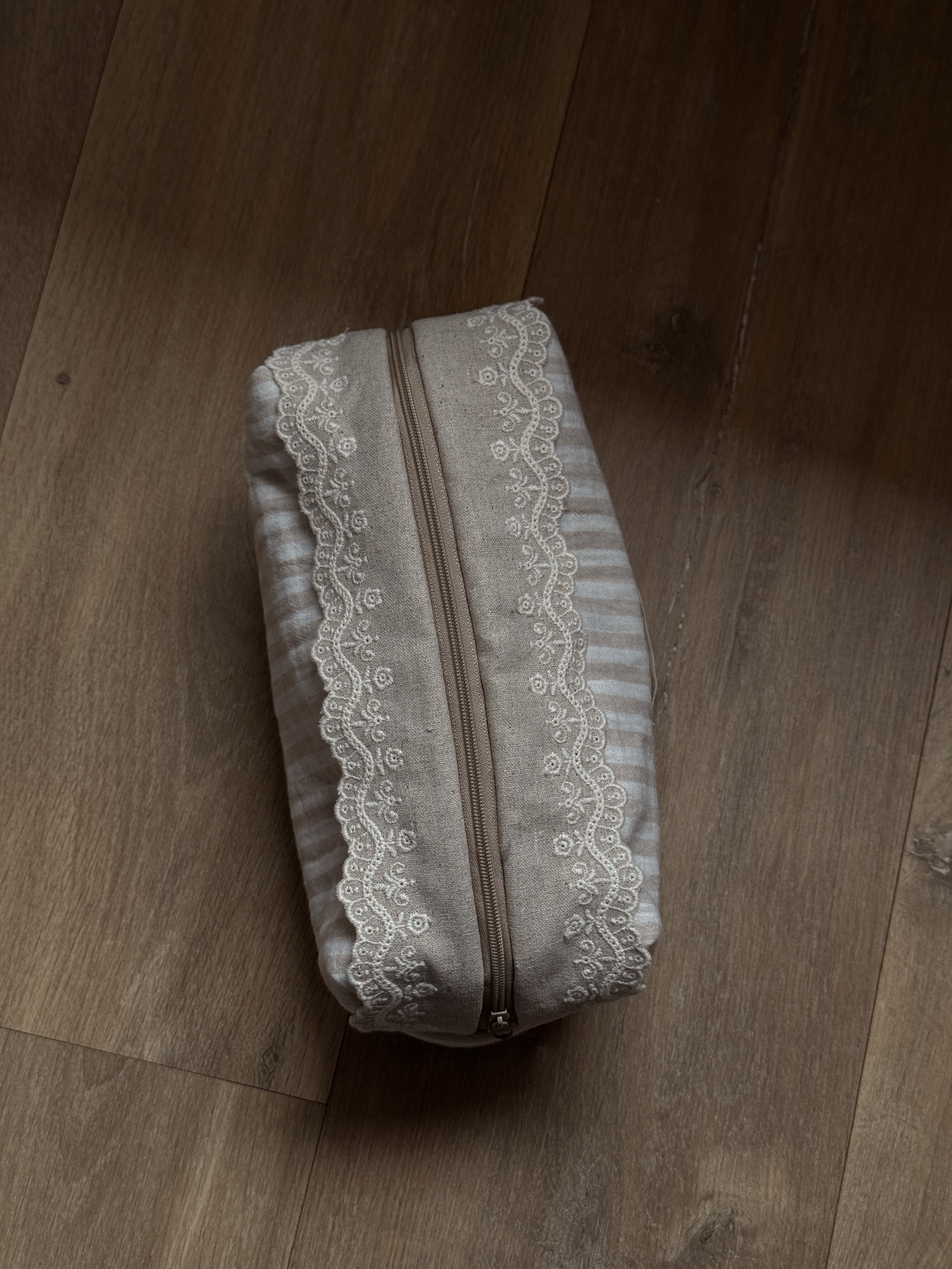 Trousse de toilette⎪Sandie en dentelle